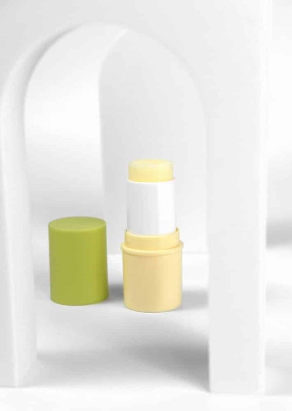 What Are the Challenges in Deploying Offshore Floating Wind Farms in the UK?